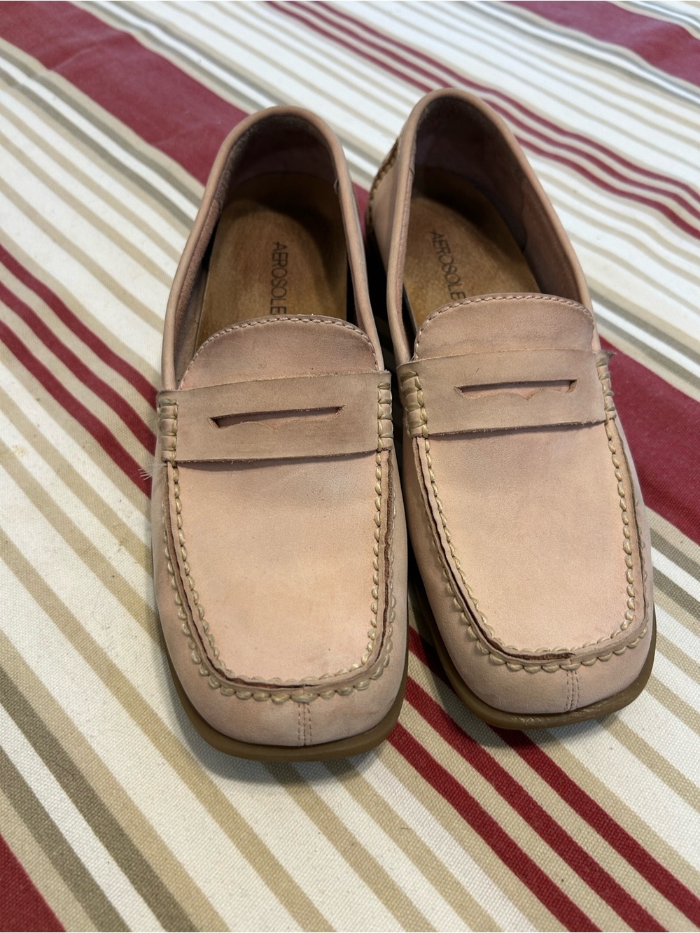 AEROSOLES Blush Leather Penny Loafers